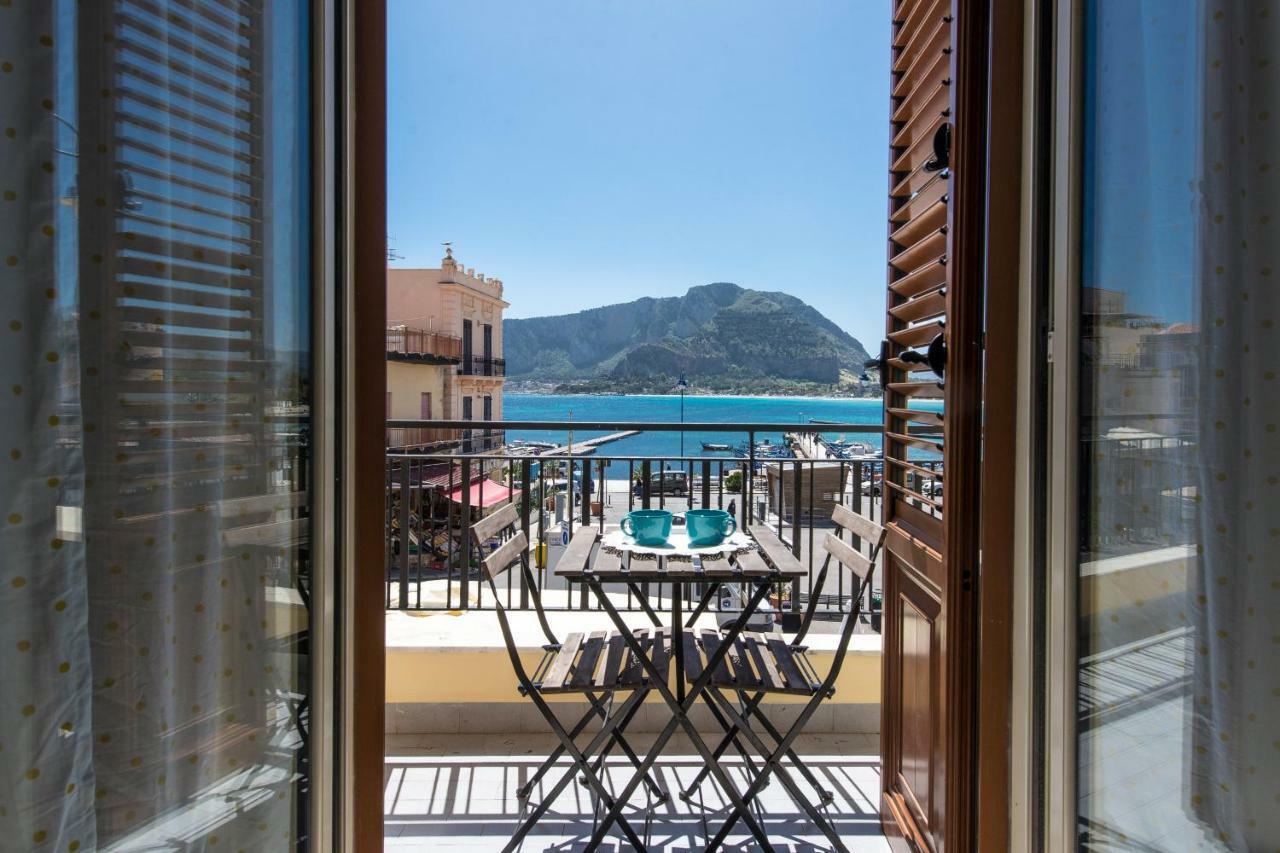 פלרמו Casetta Vista Mare In Piazza A Mondello מראה חיצוני תמונה