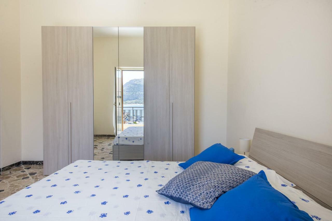 פלרמו Casetta Vista Mare In Piazza A Mondello מראה חיצוני תמונה