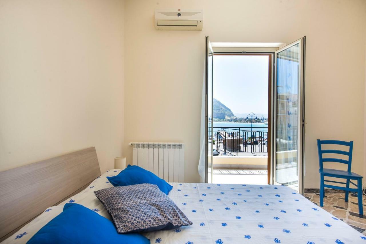 פלרמו Casetta Vista Mare In Piazza A Mondello מראה חיצוני תמונה