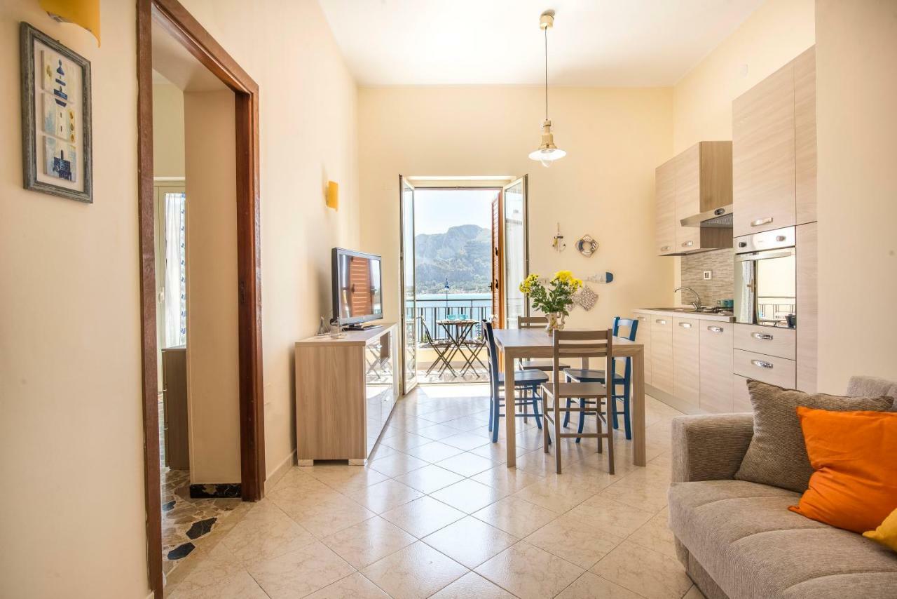 פלרמו Casetta Vista Mare In Piazza A Mondello מראה חיצוני תמונה